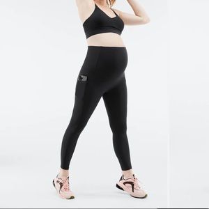Fabletics Maternity Like New!